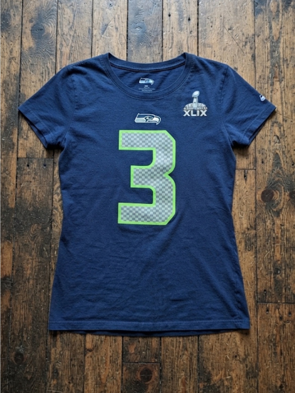 Seattle Seahawks shirt women’s size XS